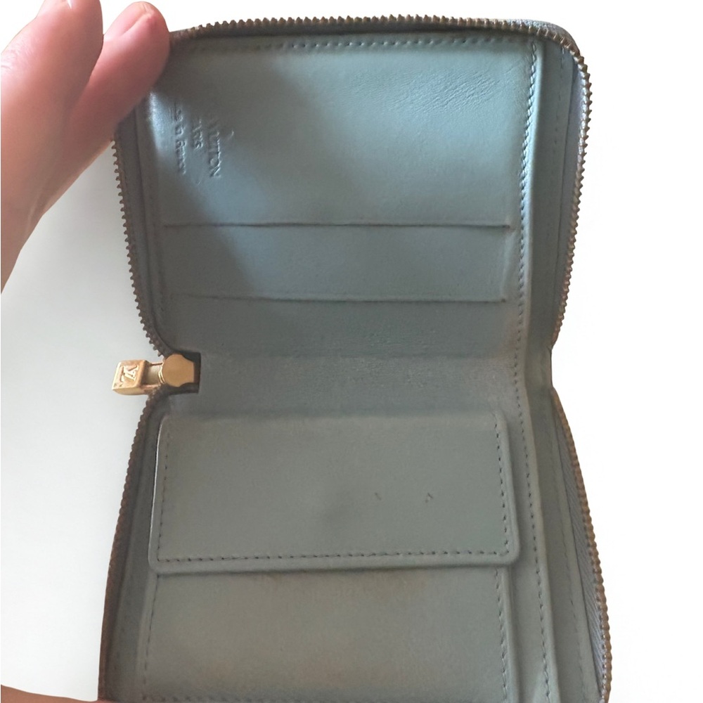 Louis Vuitton Green Blue Vernis Zip Coin Purse w/ Box & Card - Picture 3 of 8